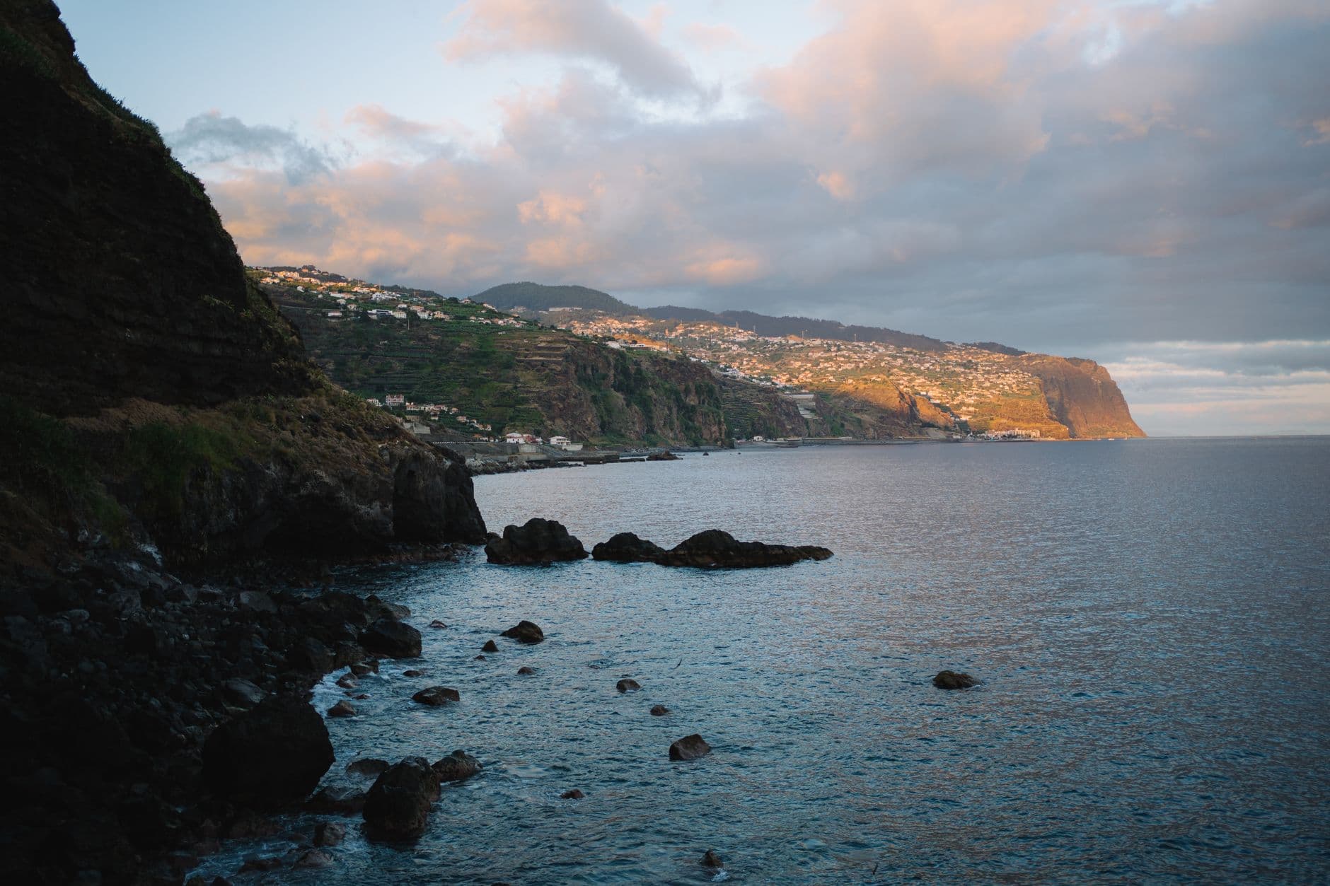 Paysage de Madère pour préparer un séjour en juillet